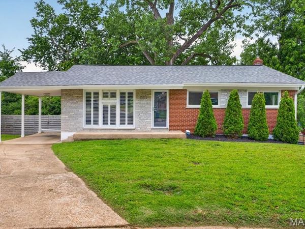 7421 Saleen Court, University City, MO 63130