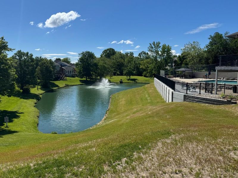 9805 Regatta Drive, Unit 301, Cincinnati, OH 45252 Photo 18