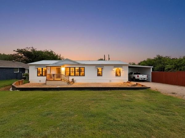 3909 Valley Ridge Drive, Granbury, TX 76048
