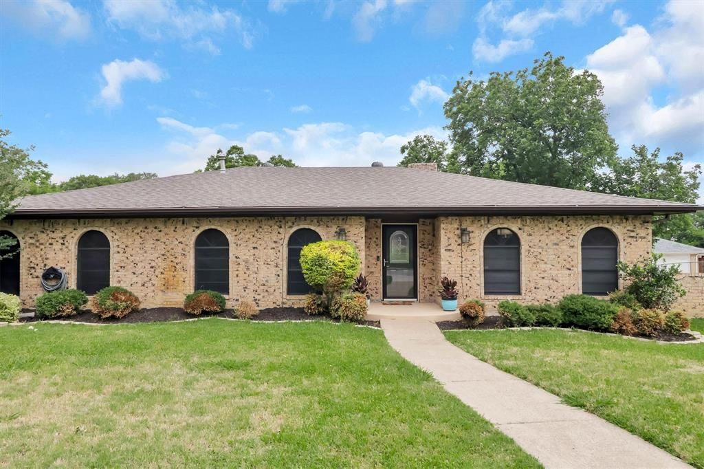 1414 British Boulevard, Grand Prairie, TX 75050 Main Photo