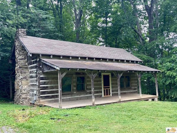 100 Green Hills Road , Glasgow, KY 42141