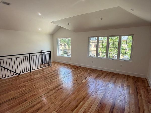 342 E234th Street , Unit 2, Bronx, NY 10470