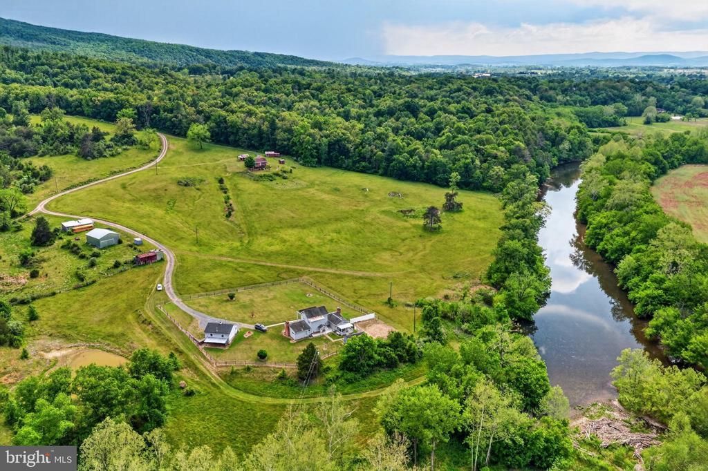 795 HIDEAWAY FARMS ROAD, EDINBURG, VA 22824