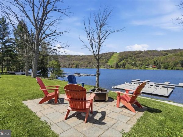 18 LAKESIDE VILLAGE LANE, MC HENRY, MD 21541