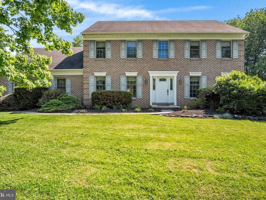 114 Foxfire Lane, Lewisberry, PA 17339 Main Photo