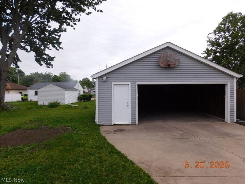 5230 W 147th Street , Brook Park, OH 44142 Photo 22