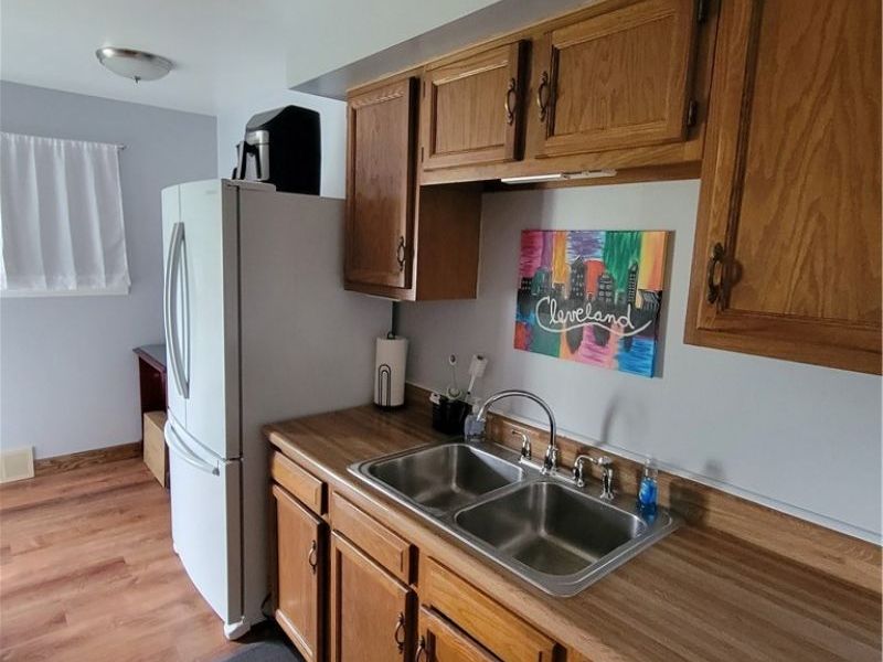 5230 W 147th Street , Brook Park, OH 44142 Photo 3