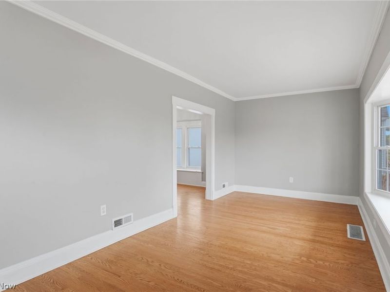 4423 Russell Avenue, Parma, OH 44134 Photo 9