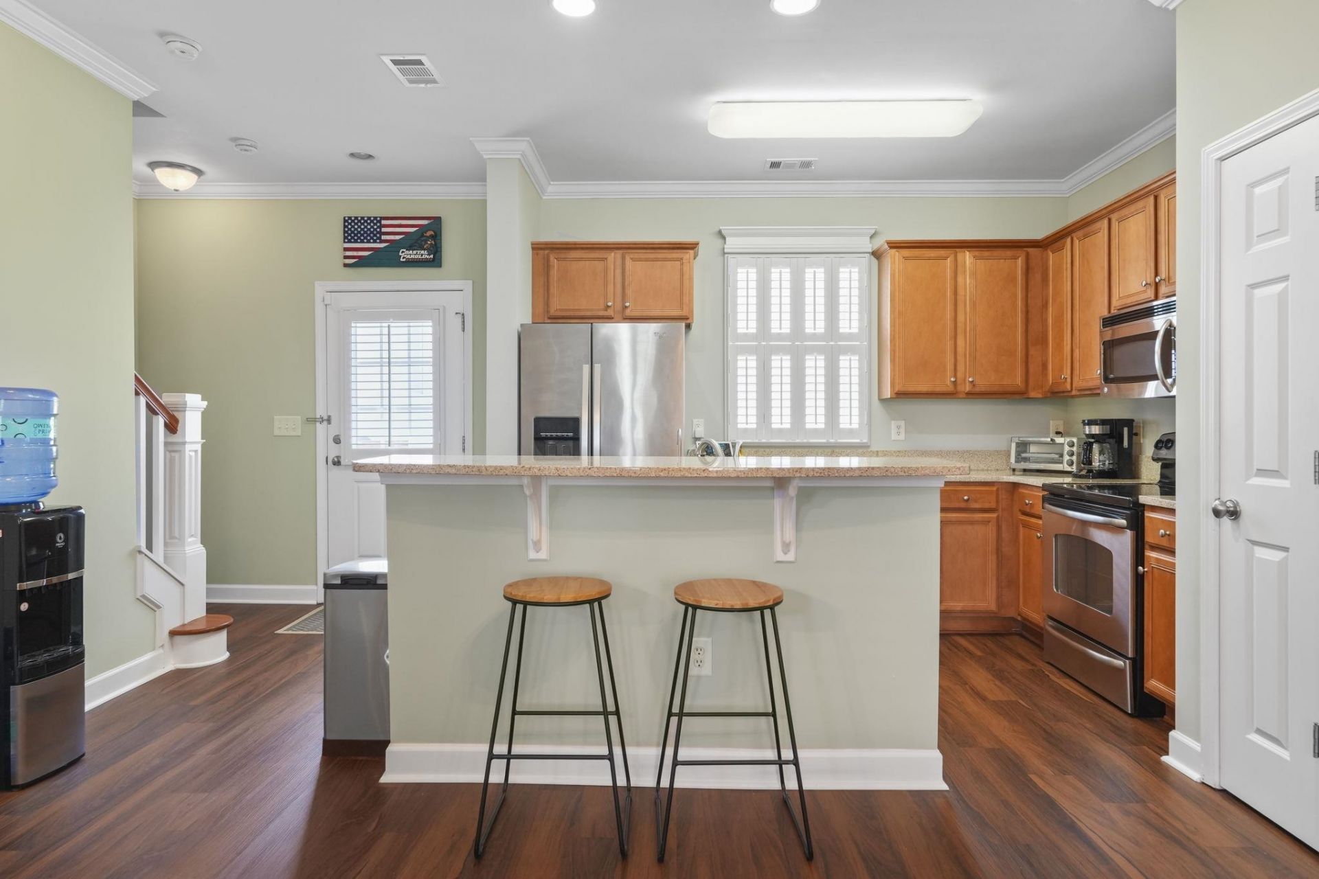 750 Howard Ave. Photo 17