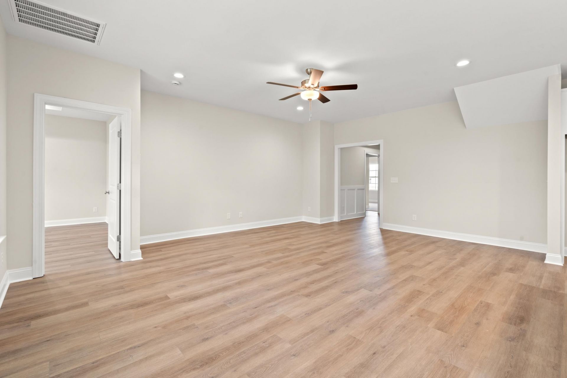5109 Water Breeze Ct.  Photo 4