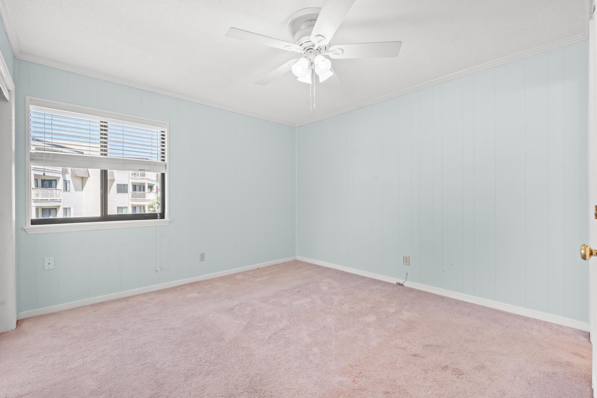 5601 Ocean Blvd. N Photo 13