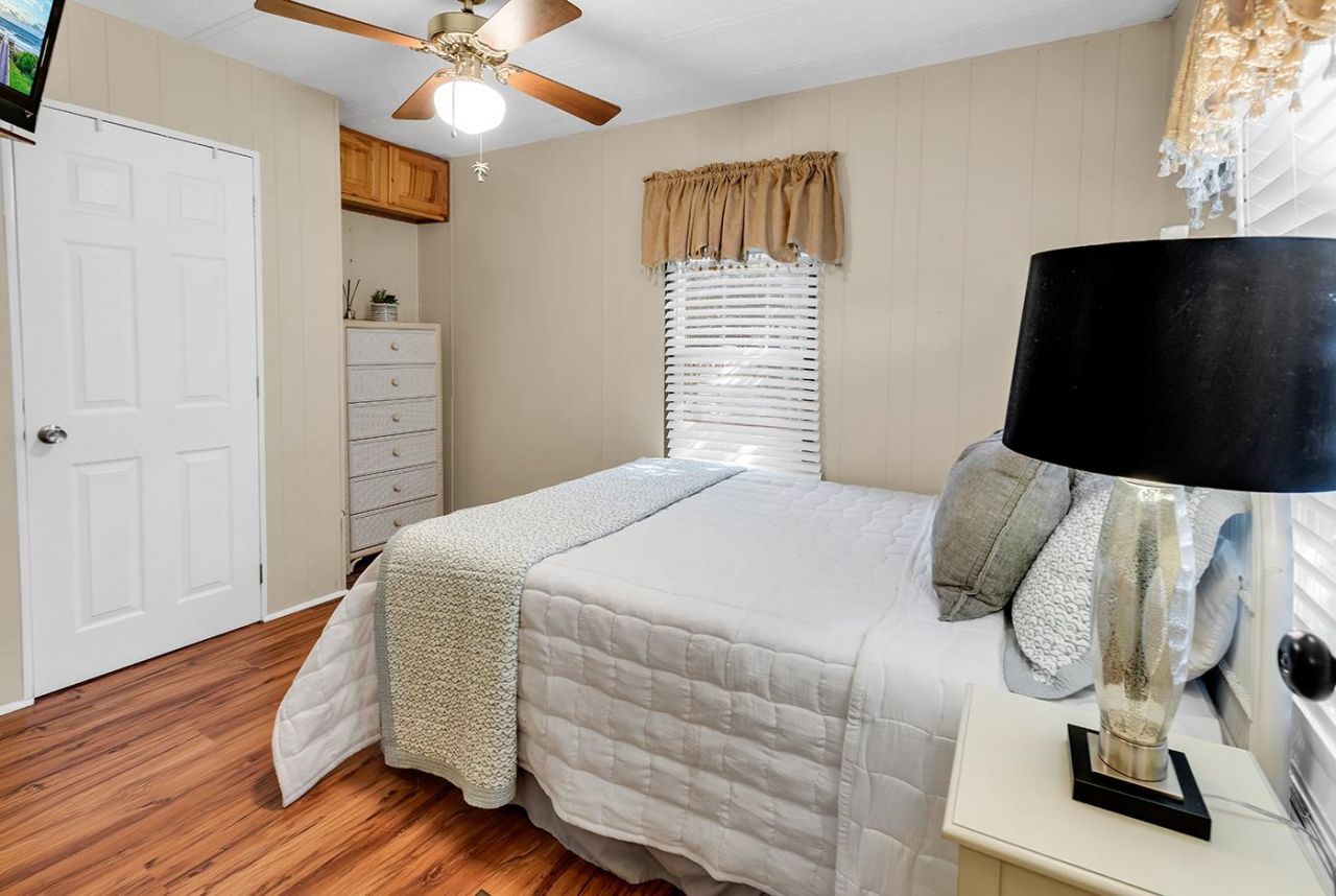 1511 Tams Dr. Photo 19