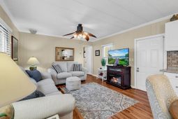 1511 Tams Dr. photo 4