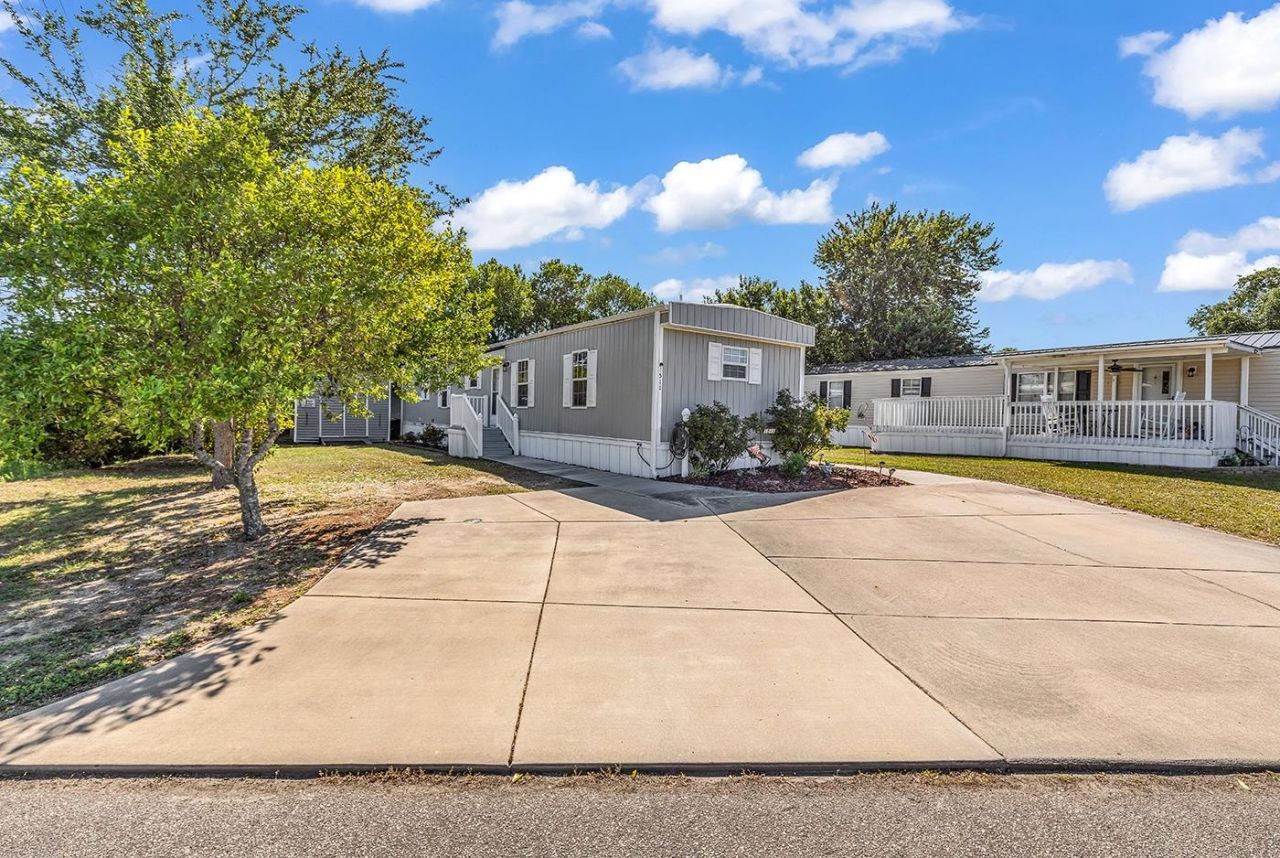 1511 Tams Dr. Photo 30