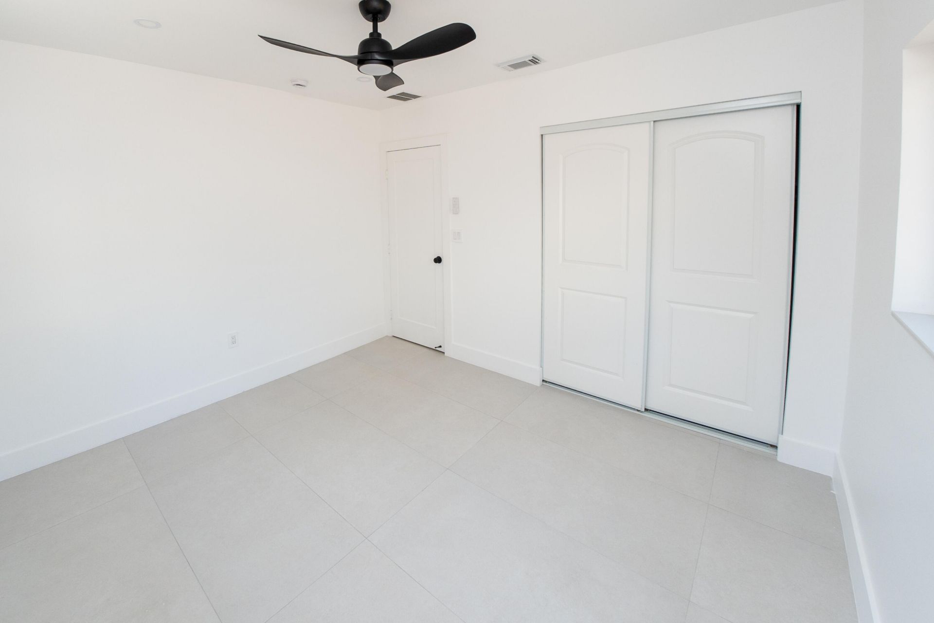 2160 SW 16th Court, Fort Lauderdale, FL 33312 Photo