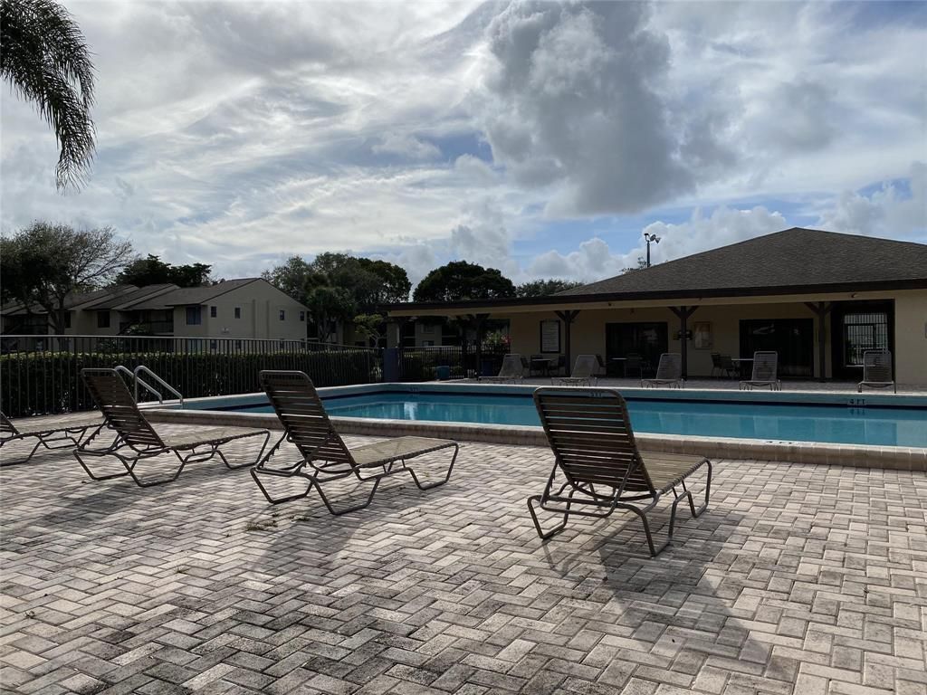 6550 Somerset Drive, Unit K104, Boca Raton, FL 33433 Photo