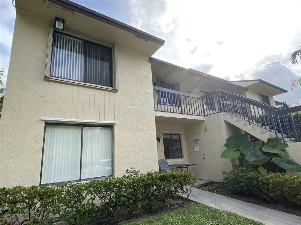 6550 Somerset Drive, Unit K104, Boca Raton, FL 33433 Photo