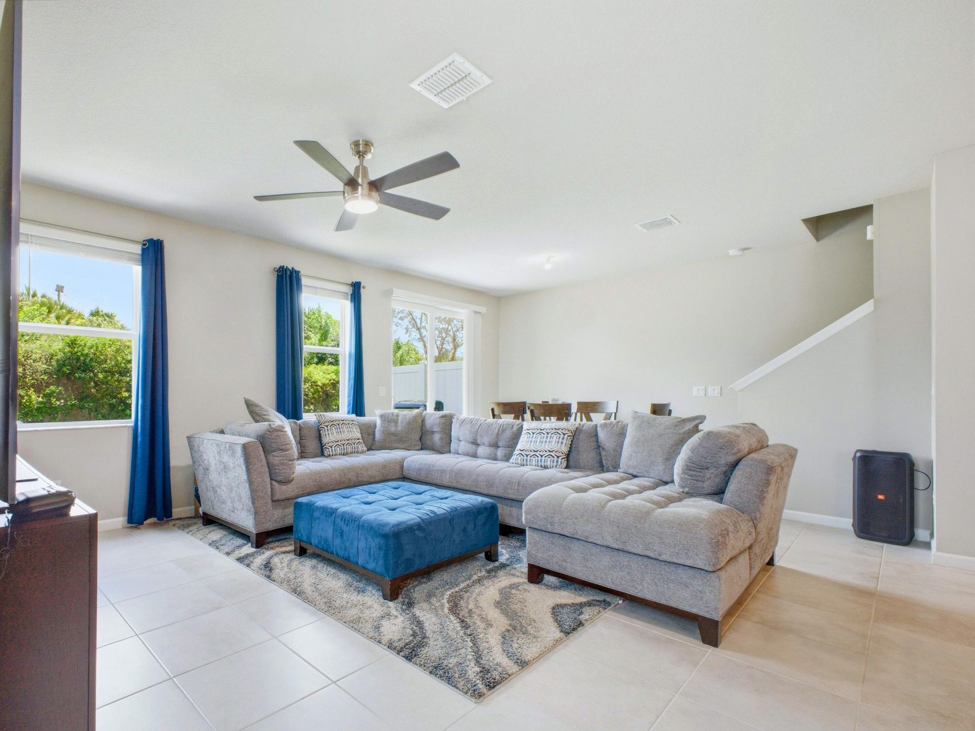 5720 Mentmore Drive, West Palm Beach, FL 33407 Photo