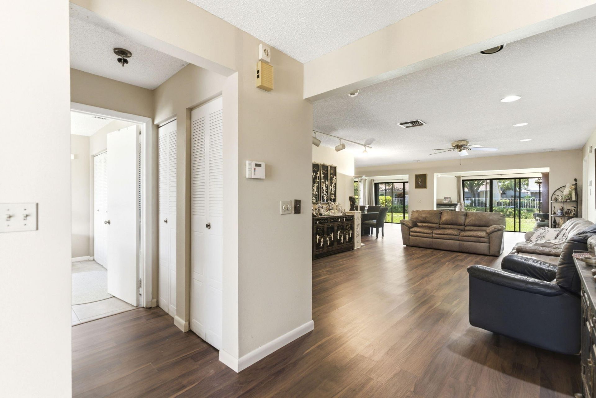 6320 Lakemont Circle, Greenacres, FL 33463 Photo