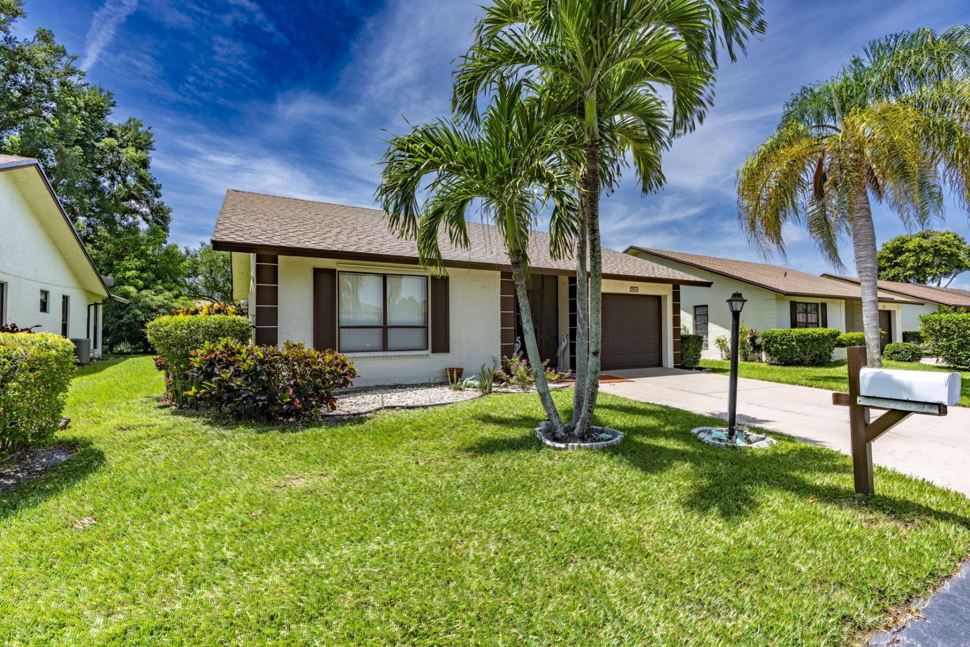 6320 Lakemont Circle, Greenacres, FL 33463 Photo