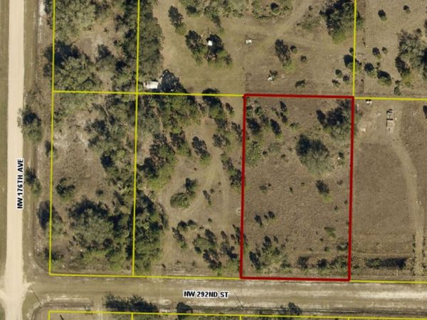 17483 NW 292nd Street, Okeechobee, FL 34972