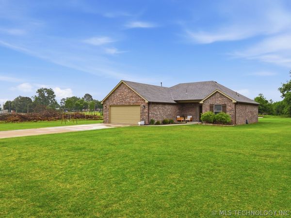 40 Osprey Drive, Sand Springs, OK 74063