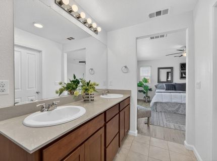 8308 Kossum Way, Elk Grove, CA 95624 Photo