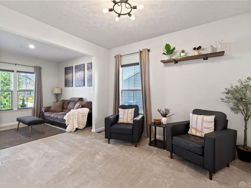 924 Cedar Grove Drive, Tipp City, OH 45371 Photo 7