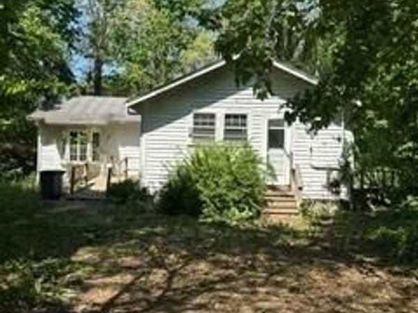 319 Massachusetts 6A , Yarmouth Port, MA 02675
