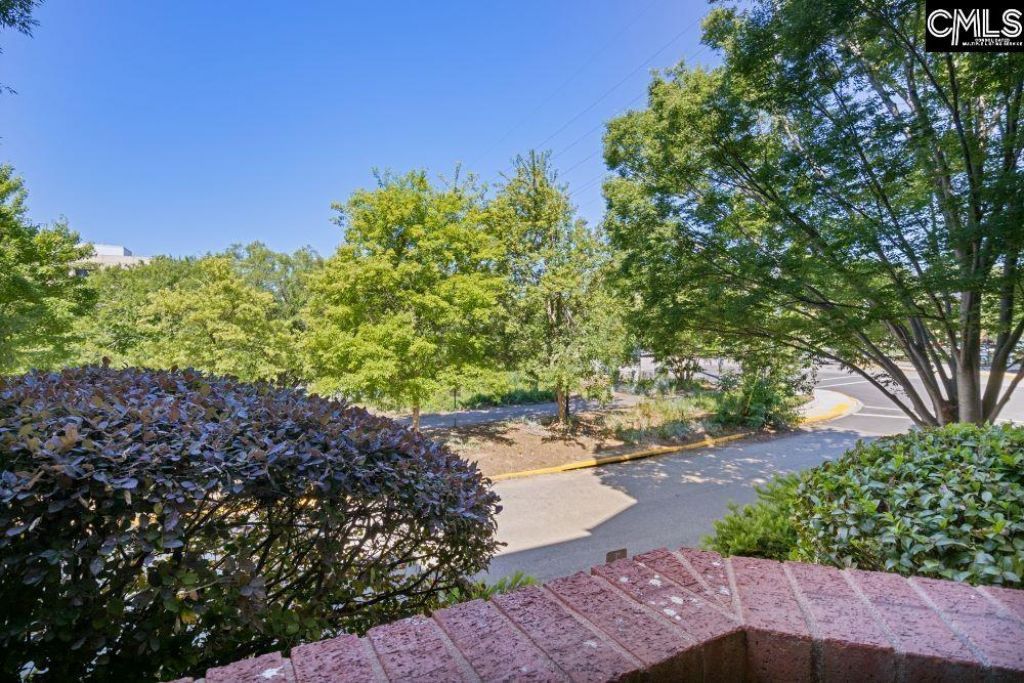 900 Taylor Street Photo 20
