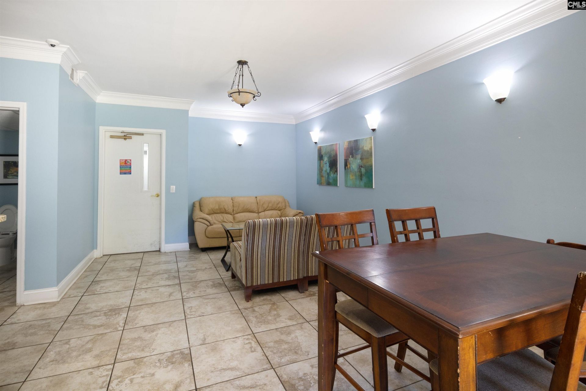 900 Taylor Street Photo 26