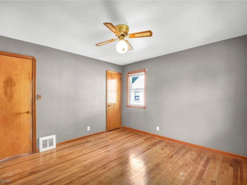 22 Natalie Road , Bedford, OH 44146 Photo 15