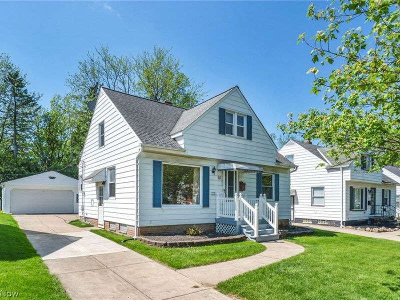 22 Natalie Road , Bedford, OH 44146 Photo 2