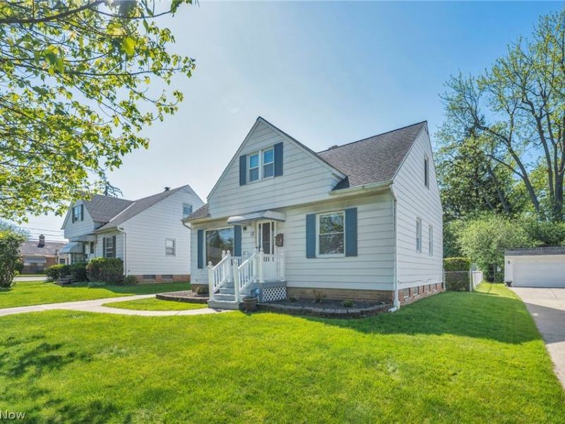22 Natalie Road , Bedford, OH 44146 Photo 3