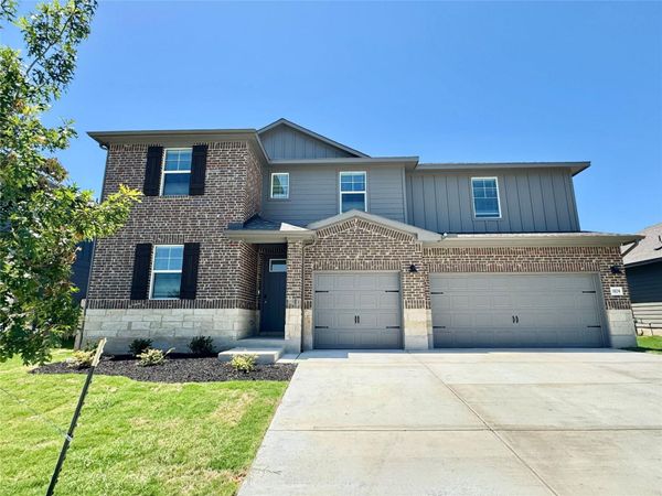 1824 South Main ST, Kyle, TX 78640