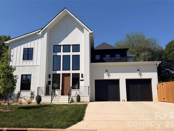 3856 Moultrie Street , Charlotte, NC 28209