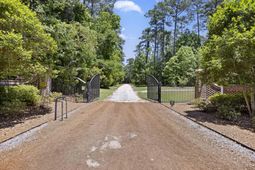 7767 Chaplin Garden Lane photo 4