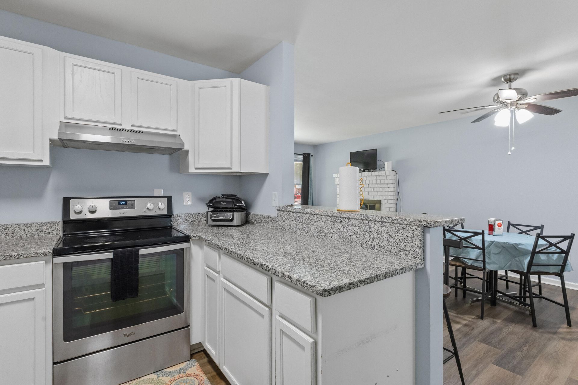61 Tanbark Court Photo 15