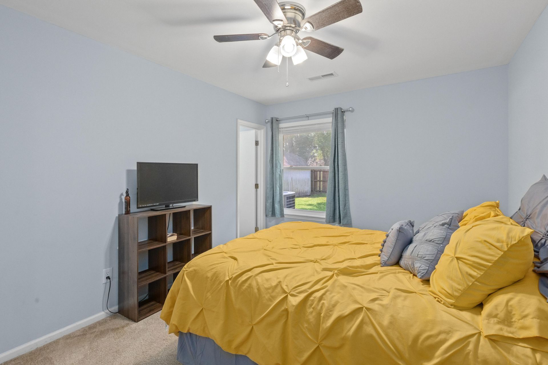 61 Tanbark Court Photo 23