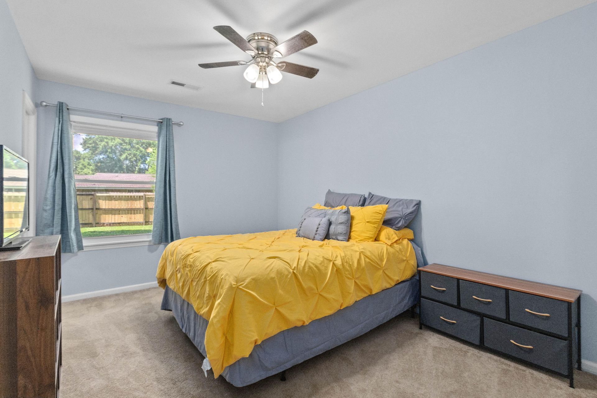 61 Tanbark Court Photo 24