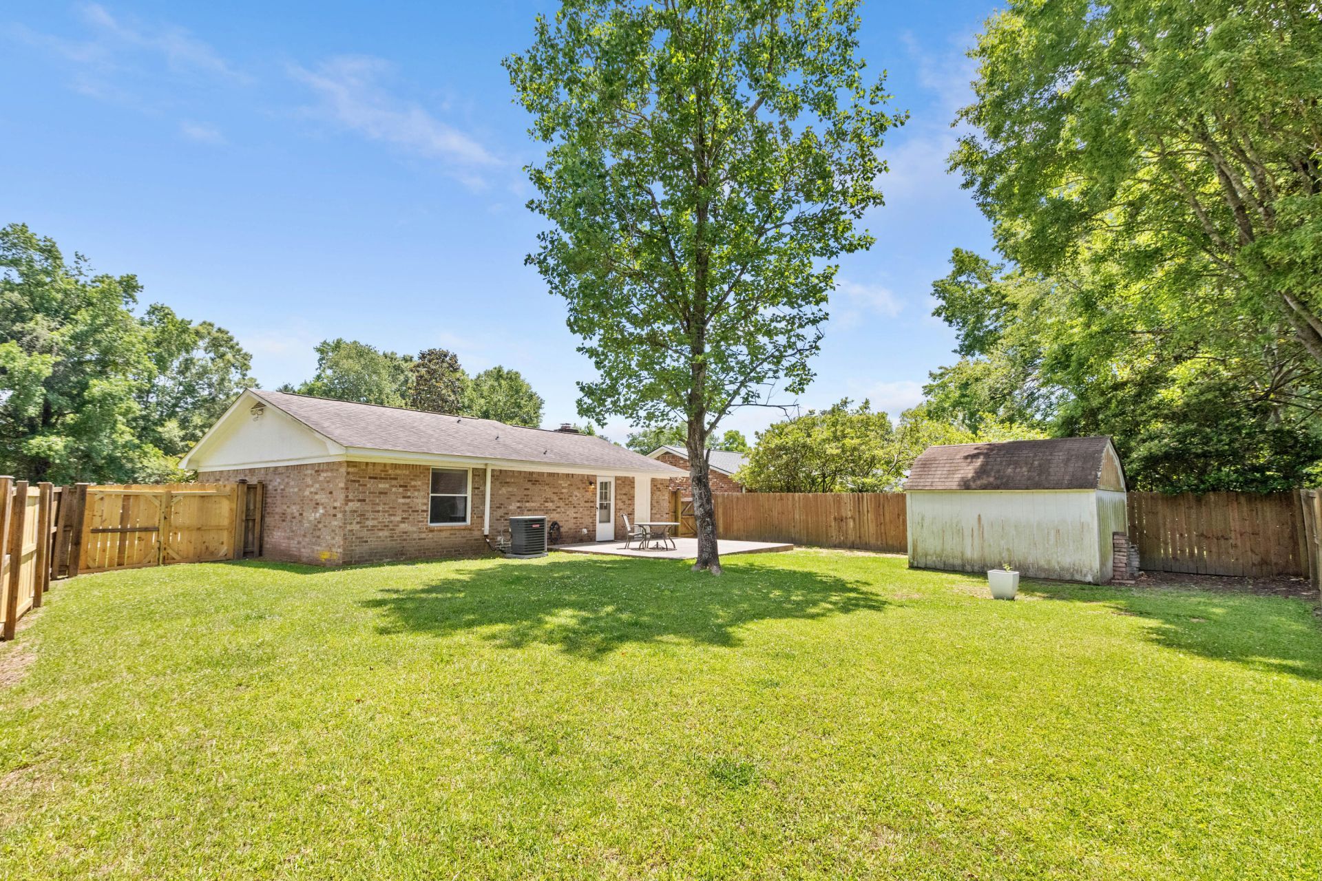 61 Tanbark Court Photo 32