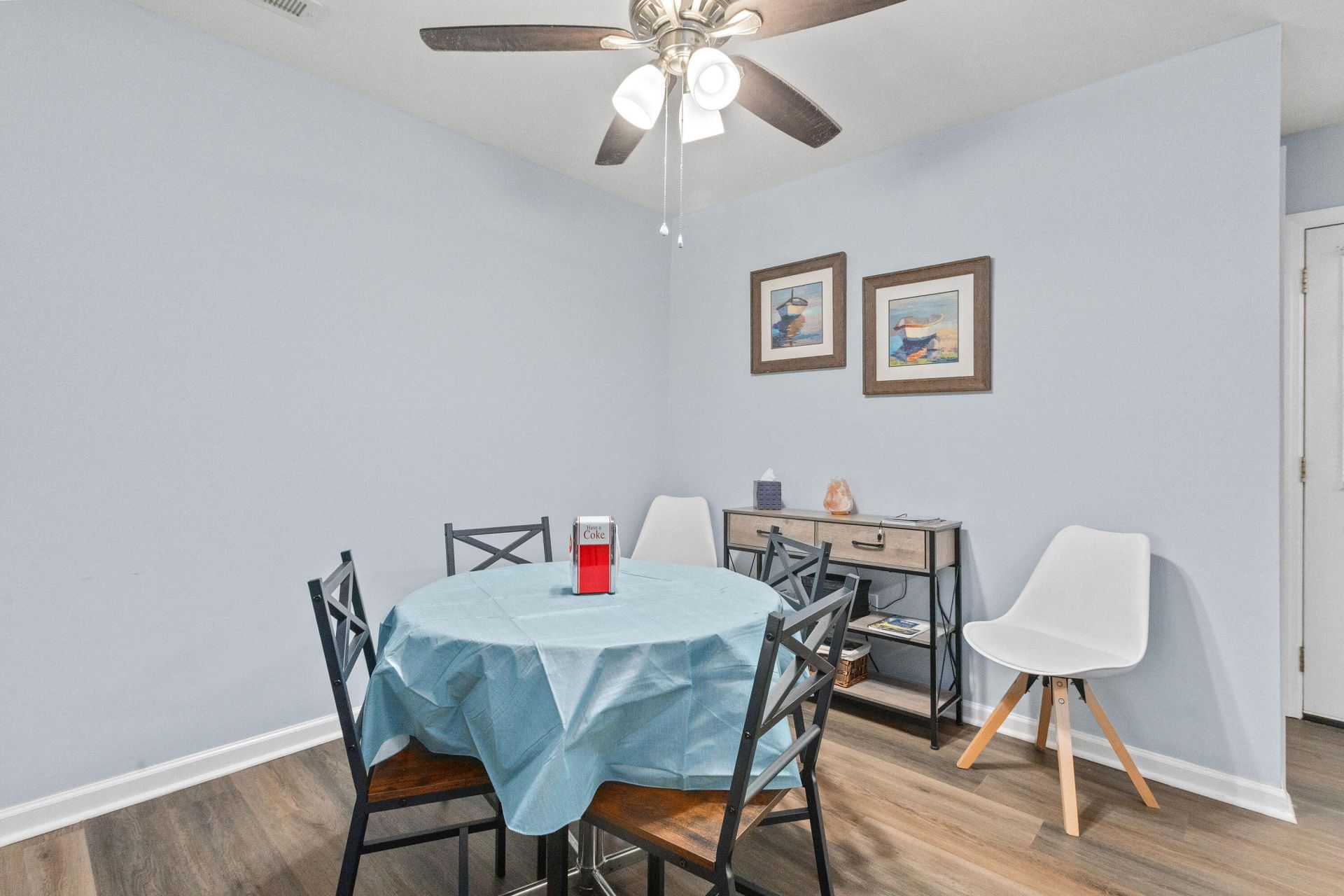 61 Tanbark Court Photo 9