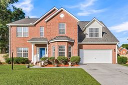 319 Lindrick Court photo 4