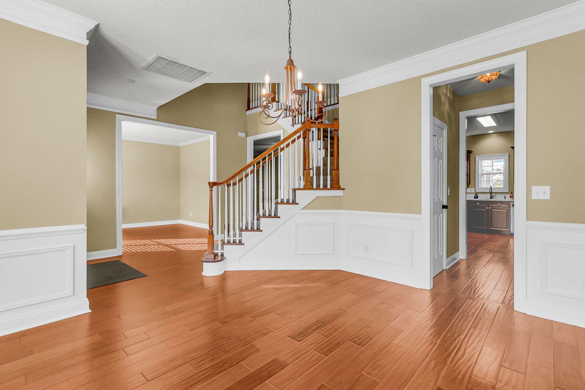 319 Lindrick Court Photo 25