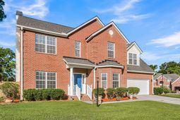 319 Lindrick Court photo 4