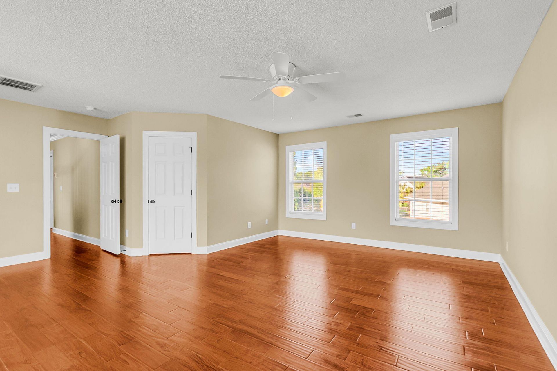319 Lindrick Court Photo 44