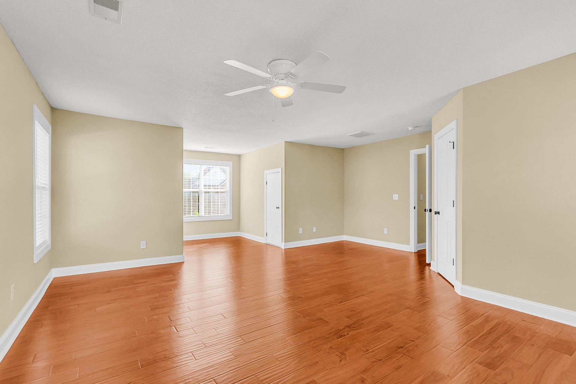 319 Lindrick Court Photo 45