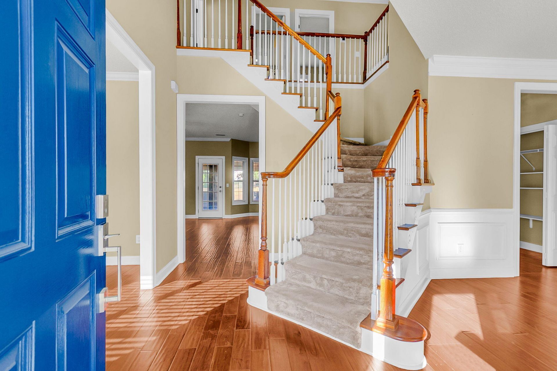 319 Lindrick Court Photo 5