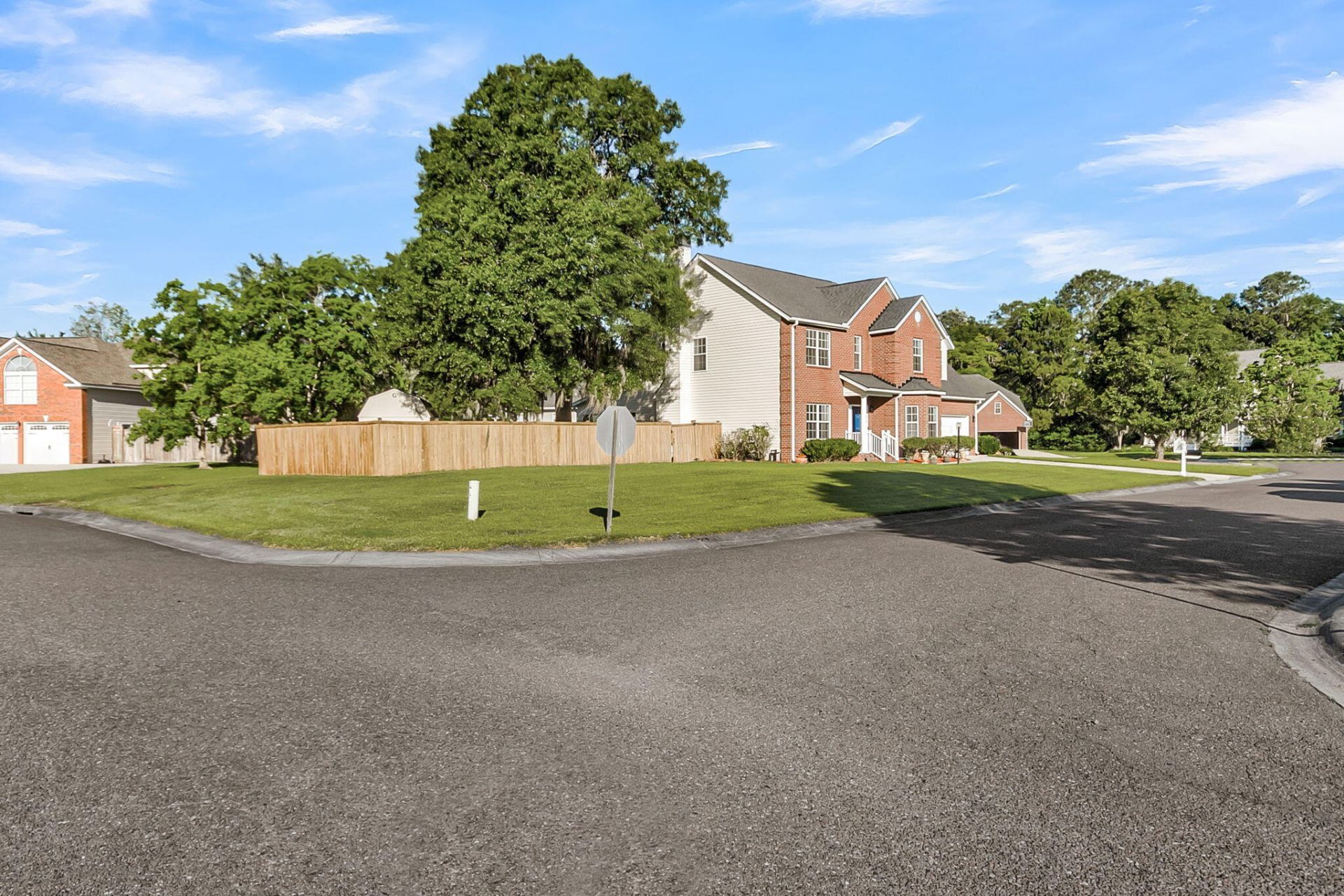 319 Lindrick Court Photo 65
