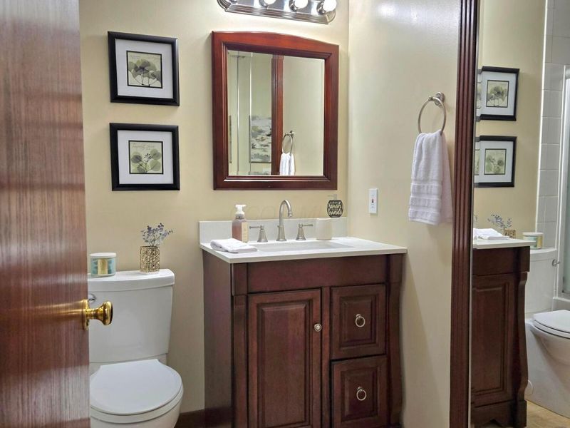 3860 Ramblehurst Road, Columbus, OH 43221 Photo 22